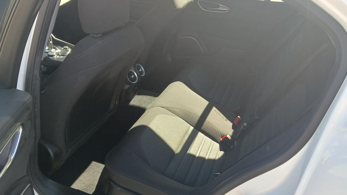 Alfa Romeo GIULIA 2.2 TD 160CV AT8 Business